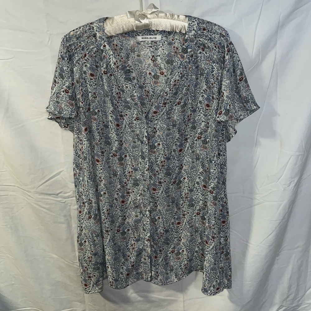 Rose & Olive Blue and White Floral Blouse